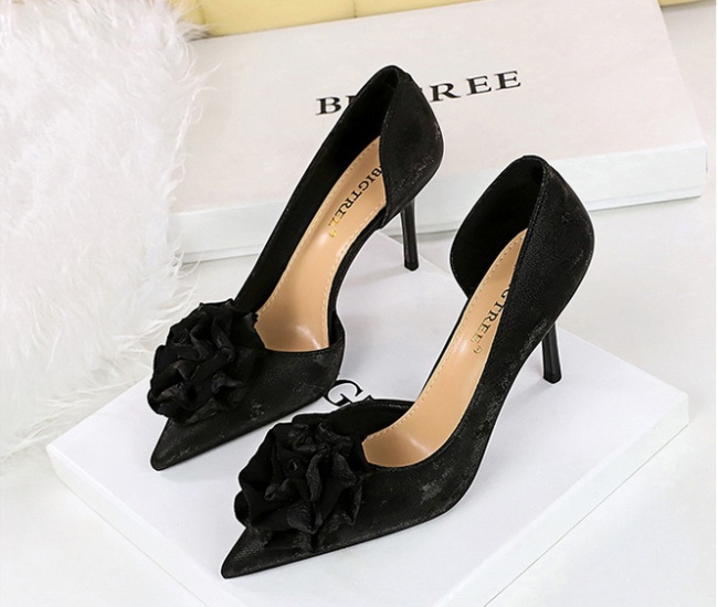 Fine-root pointed high-heeled shoes banquet floral shoes