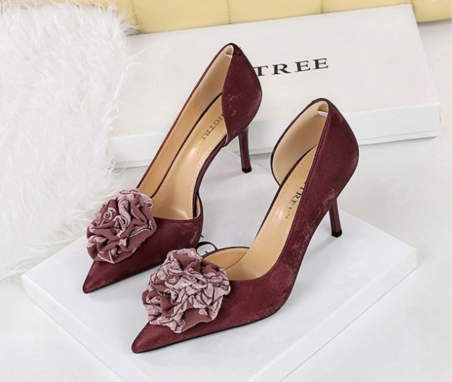 Fine-root pointed high-heeled shoes banquet floral shoes