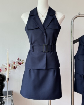 Navy-blue pinched waist vest A-line waistcoat