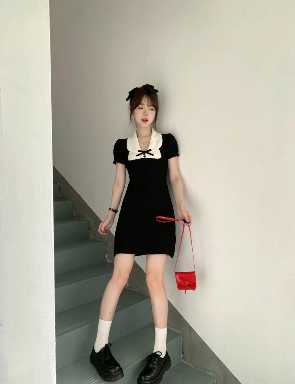 Classic black-white ladies knitted summer maiden dress