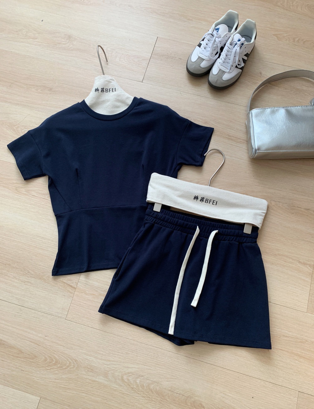 Short sleeve elastic T-shirt drawstring shorts a set