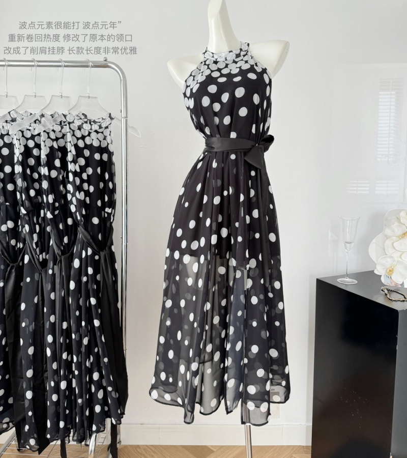 Strapless sleeveless pinched waist frenum polka dot dress