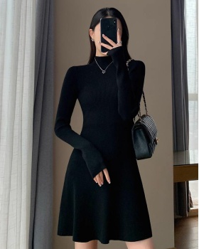 Autumn and winter slim overcoat short knitted dress for women