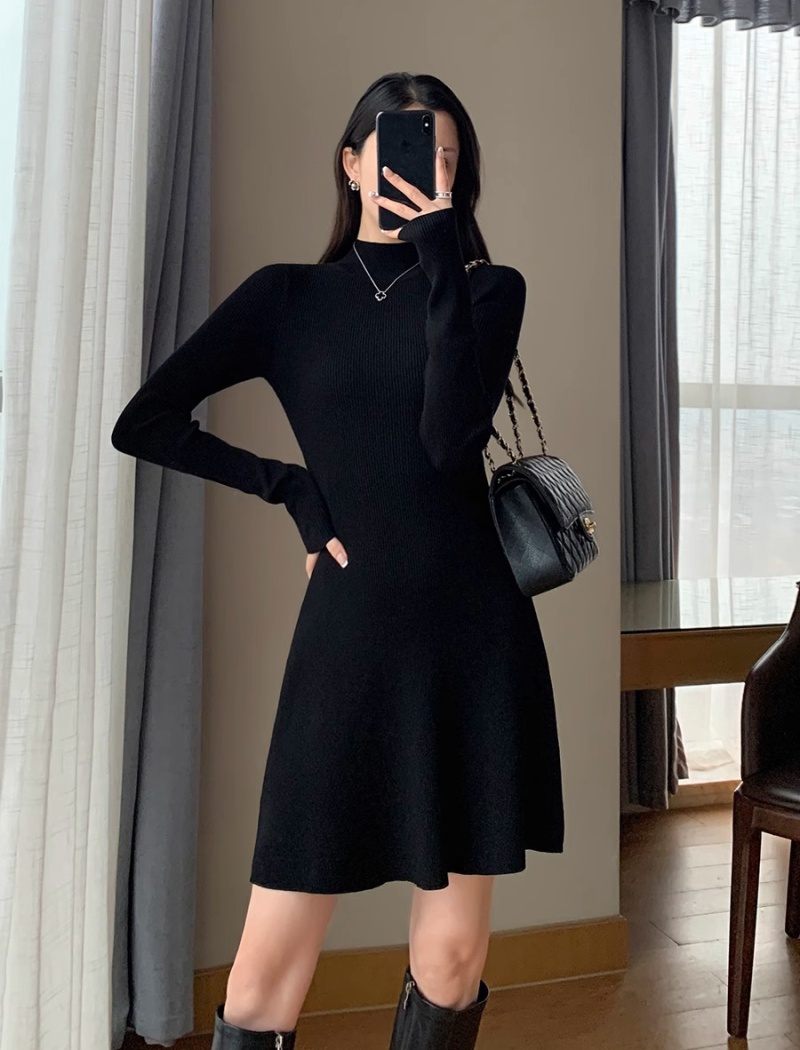 Autumn and winter slim overcoat short knitted dress for women