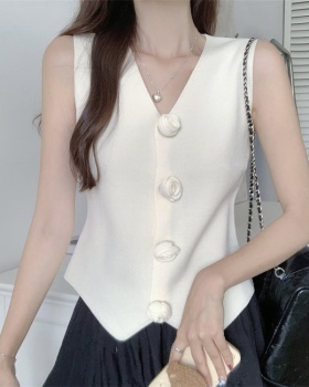 V-neck slim stereoscopic sleeveless knitted flowers vest