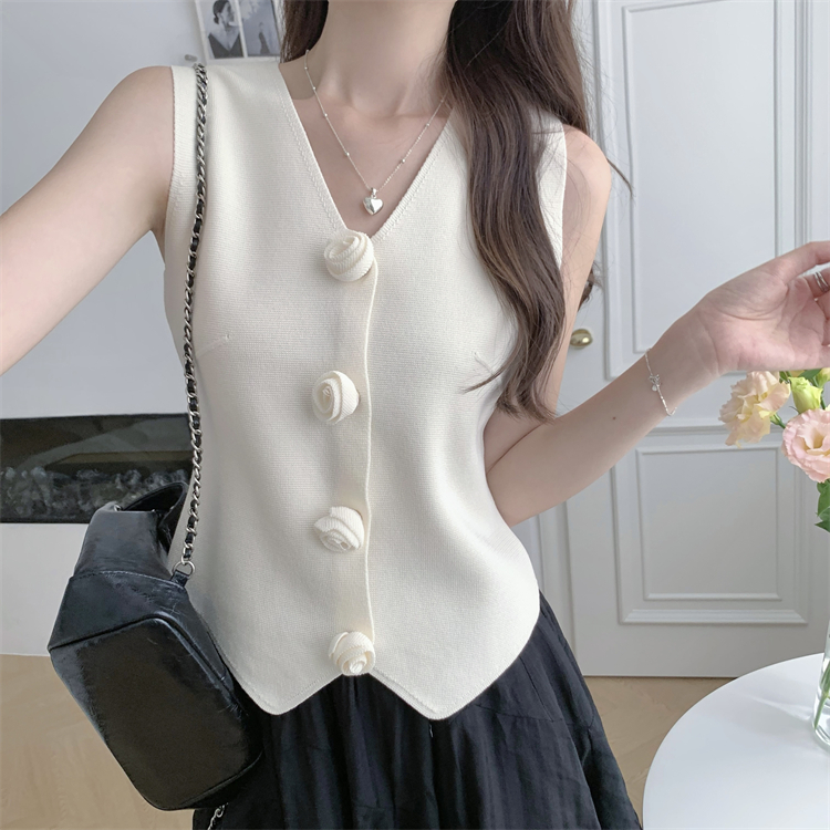 V-neck slim stereoscopic sleeveless knitted flowers vest