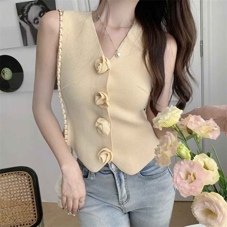 V-neck slim stereoscopic sleeveless knitted flowers vest