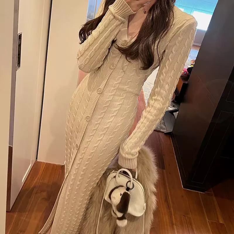 Long sleeve woolen yarn long dress twist dress