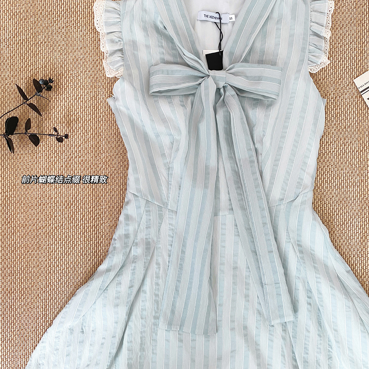 Light-blue summer boats sleeve lace dress for women