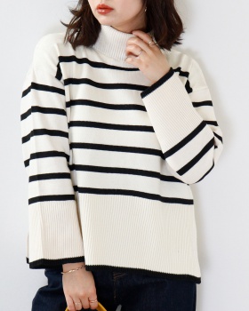 Thick stripe tops half high collar sweater