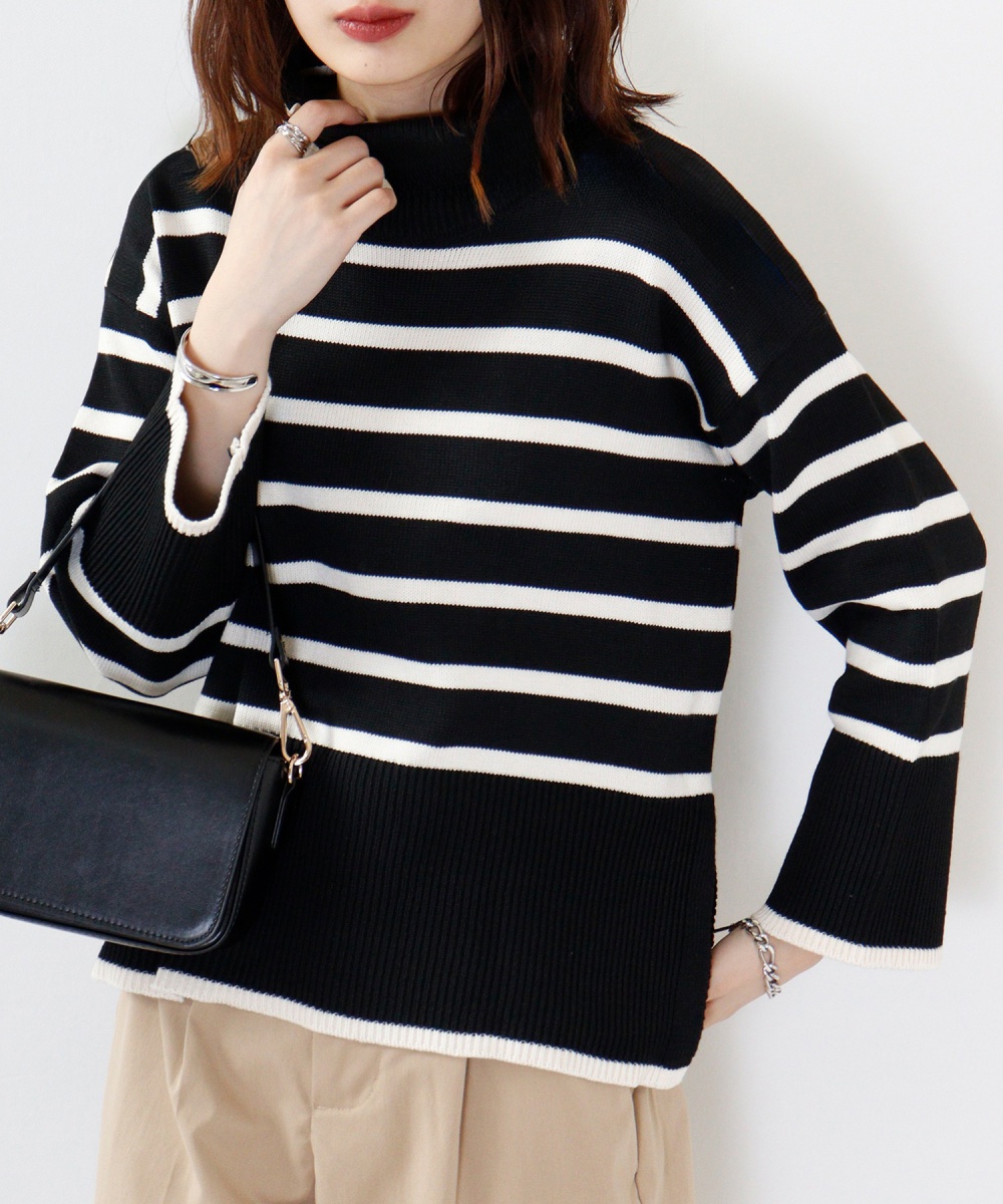 Thick stripe tops half high collar sweater