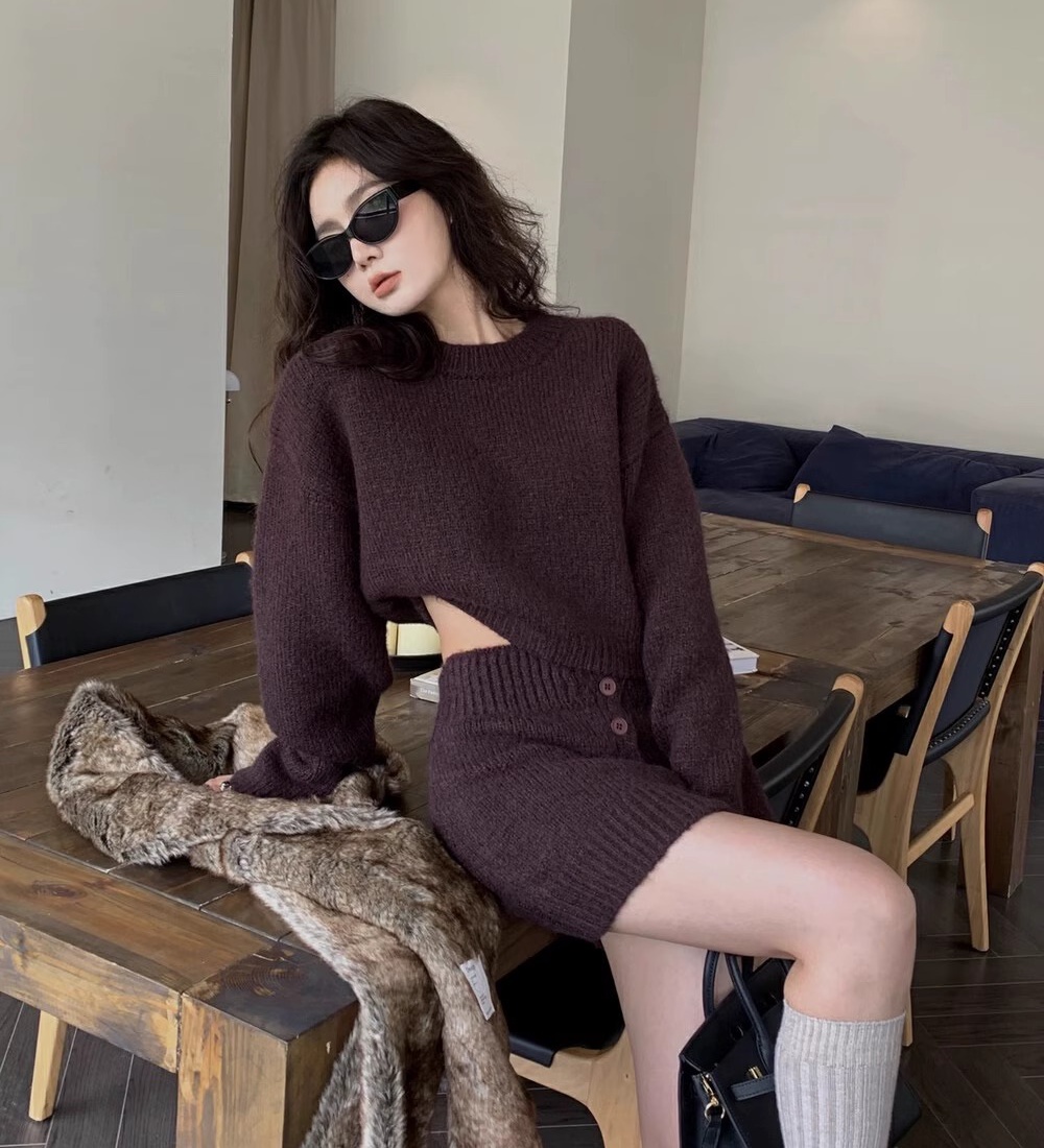 Winter short dress temperament ladies sweater 2pcs set