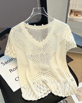 Summer crochet short sleeve sweater hollow V-neck tops for women