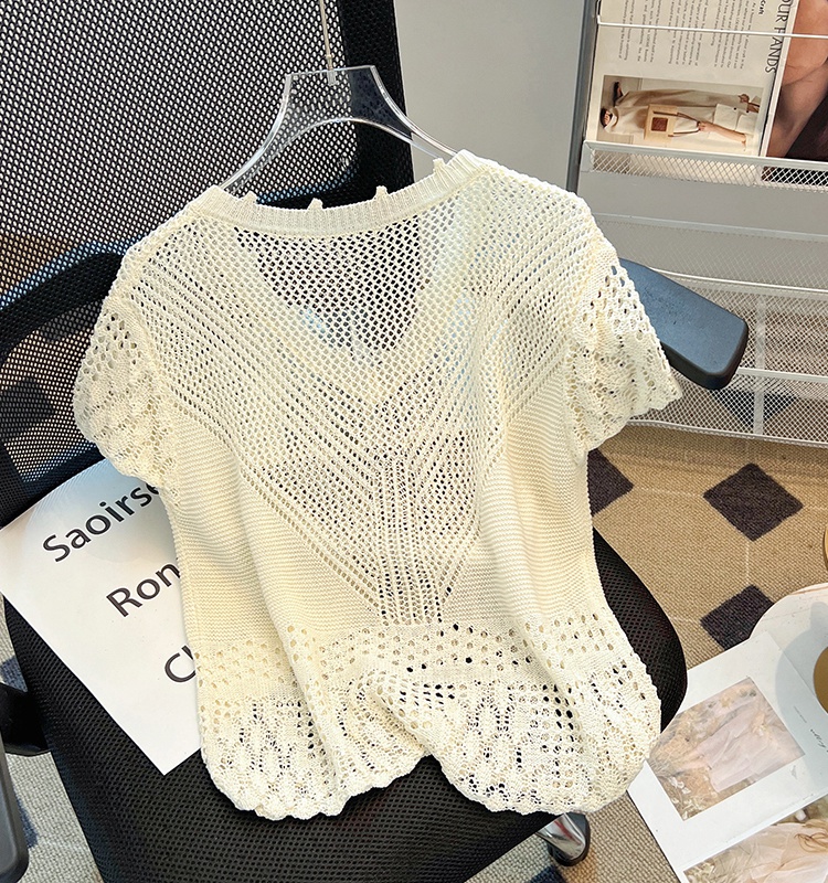 Summer crochet short sleeve sweater hollow V-neck tops for women