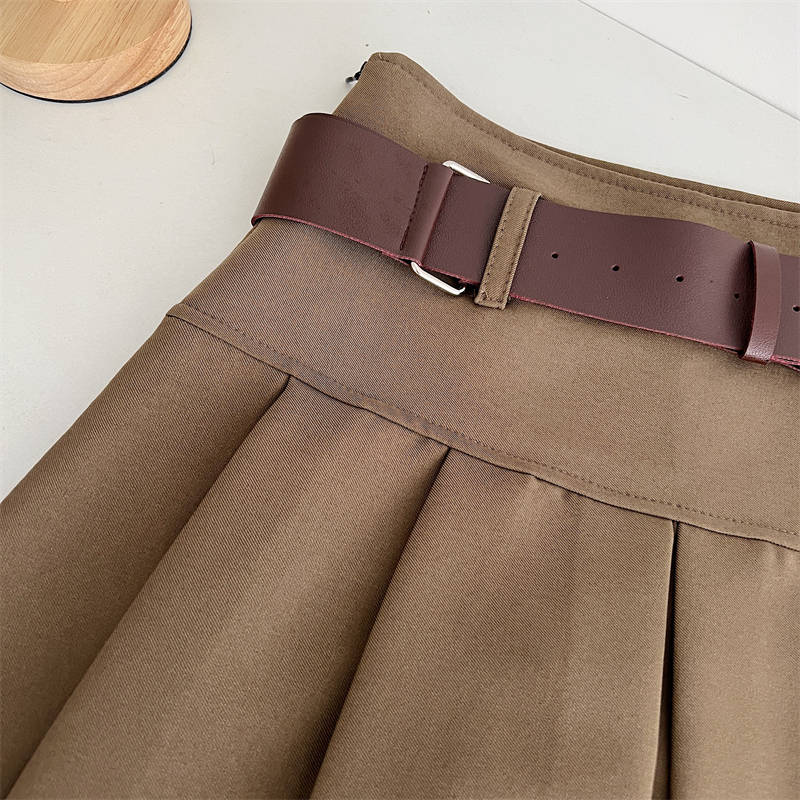 Small fellow A-line with belt high waist niche skirt