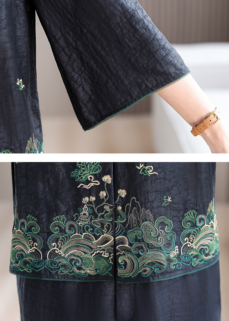 Real silk summer Chinese style embroidery tops a set