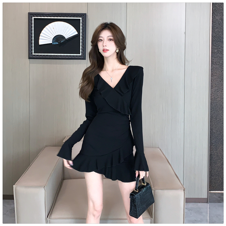 France style autumn V-neck trumpet sleeves dress for women