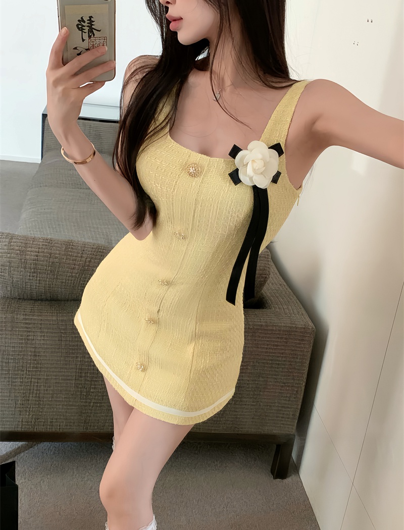 Chanelstyle sling yellow dress