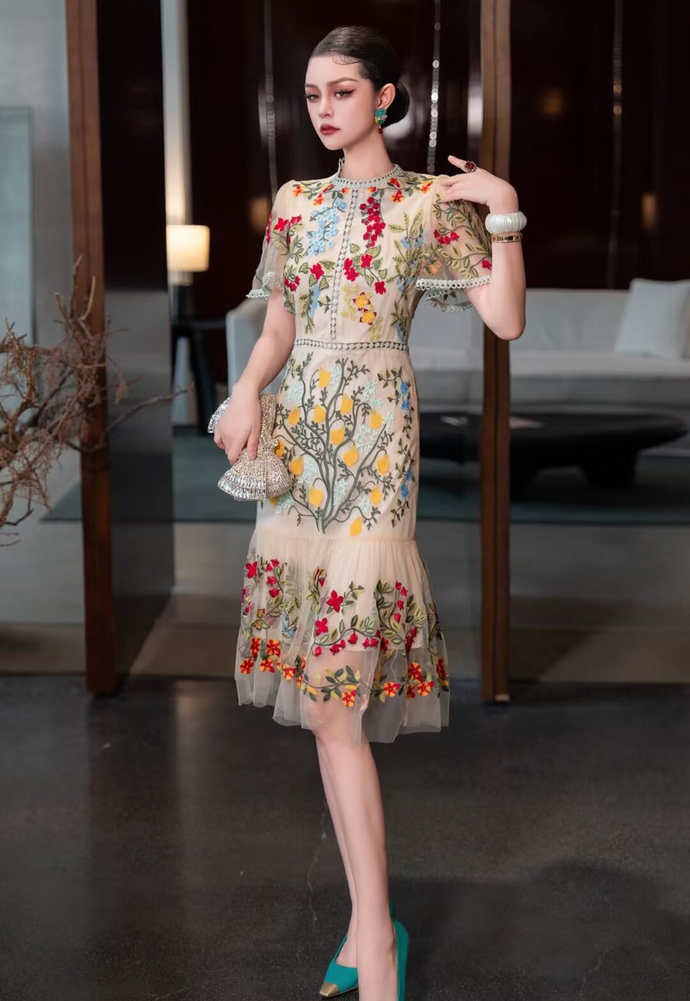 Gauze embroidery European style long round neck dress for women