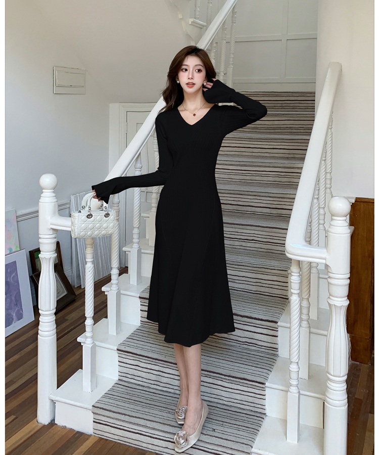 Inside the ride V-neck long dress autumn dress