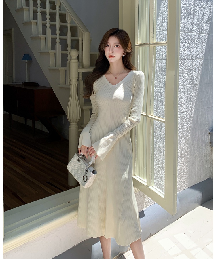 Inside the ride V-neck long dress autumn dress