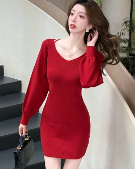 Lantern sleeve knitted small fellow V-neck dress for women