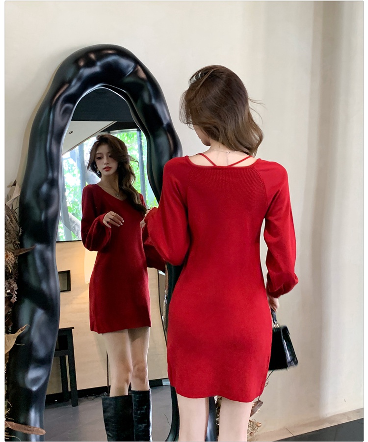 Lantern sleeve knitted small fellow V-neck dress for women