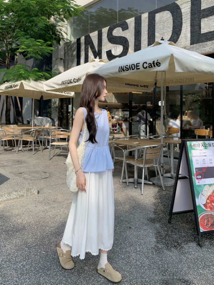 Tender France style blue stripe vest