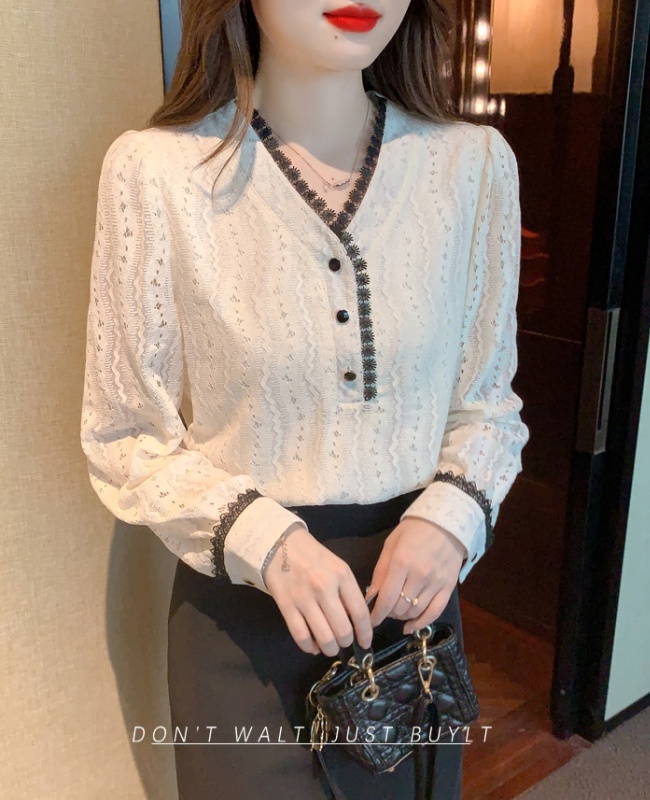 Spring and autumn V-neck shirt lace shirts for women