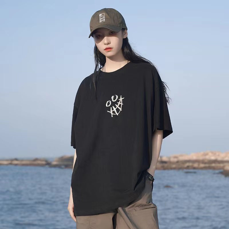 Short sleeve hemming printing loose T-shirt