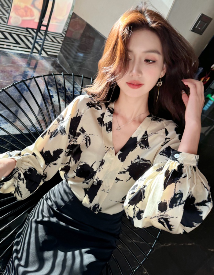 Lazy loose long sleeve chiffon shirt ink floral V-neck shirt