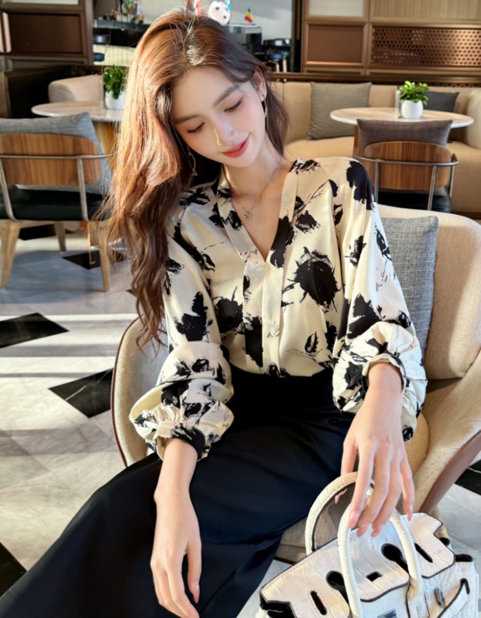 Lazy loose long sleeve chiffon shirt ink floral V-neck shirt