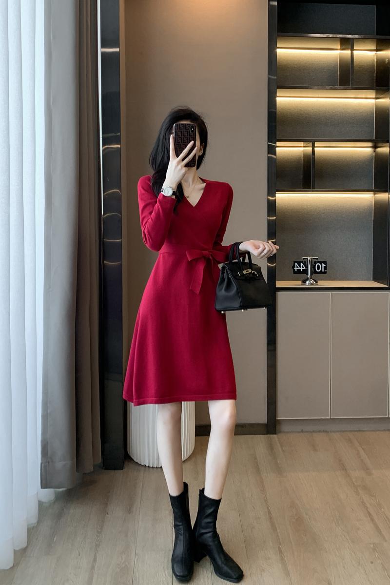 Slim temperament pinched waist frenum dress for women