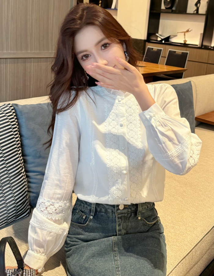 Half high collar white lace splice wood ear autumn shirt