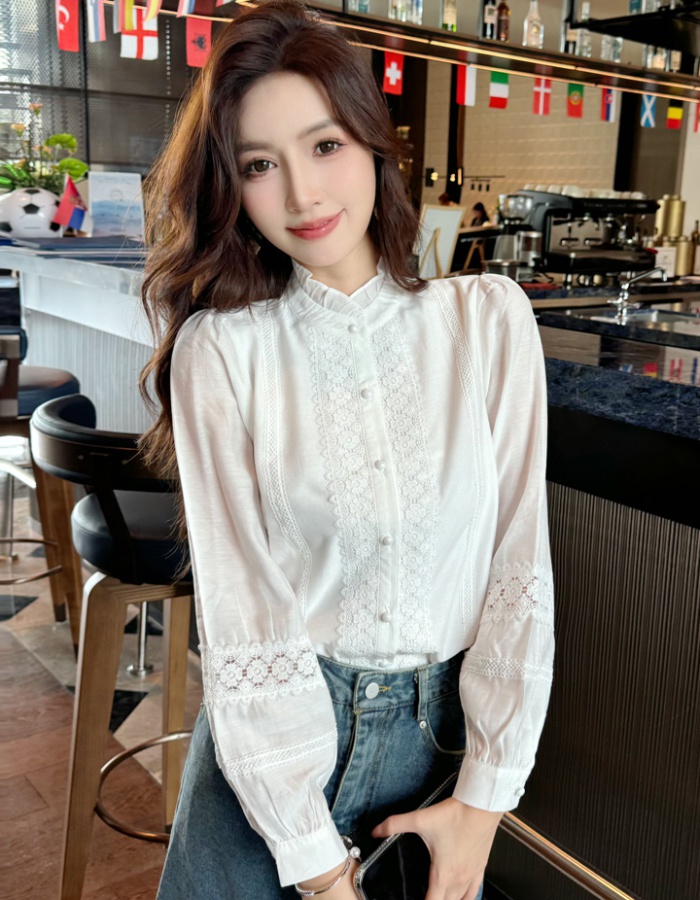 Half high collar white lace splice wood ear autumn shirt