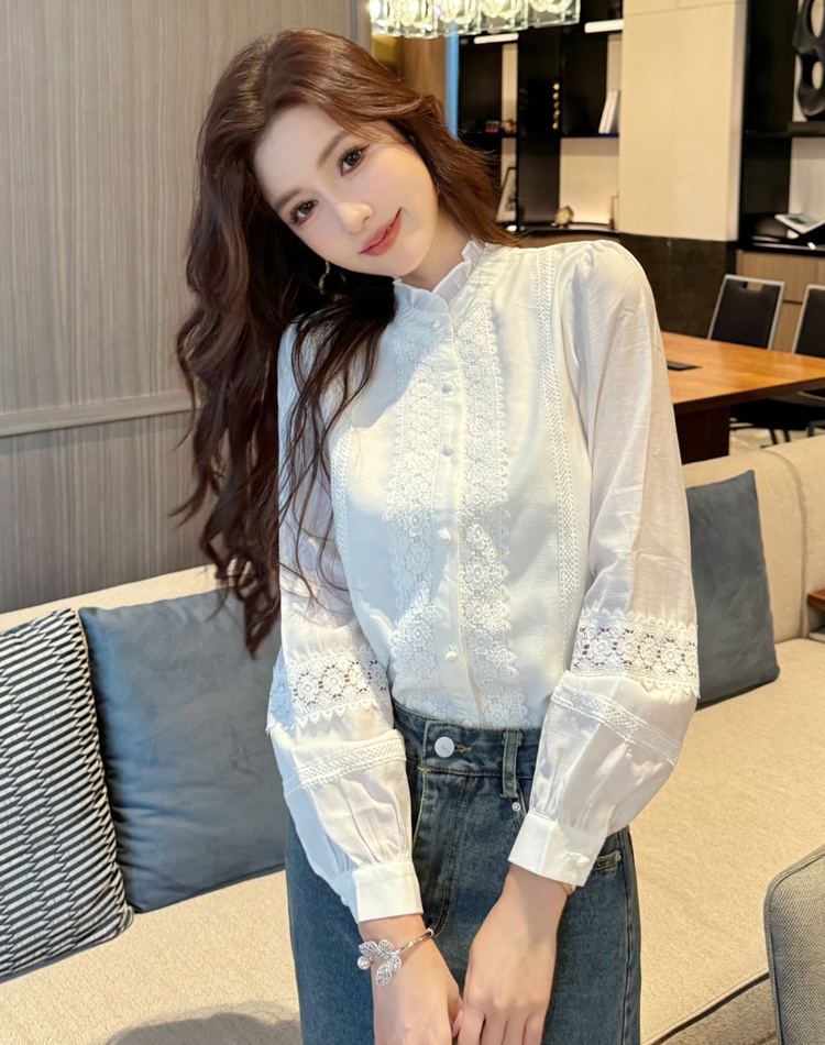 Half high collar white lace splice wood ear autumn shirt