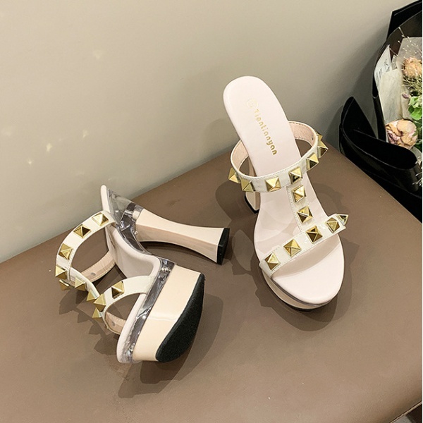 Thick fashion platform high-heeled rivets slippers