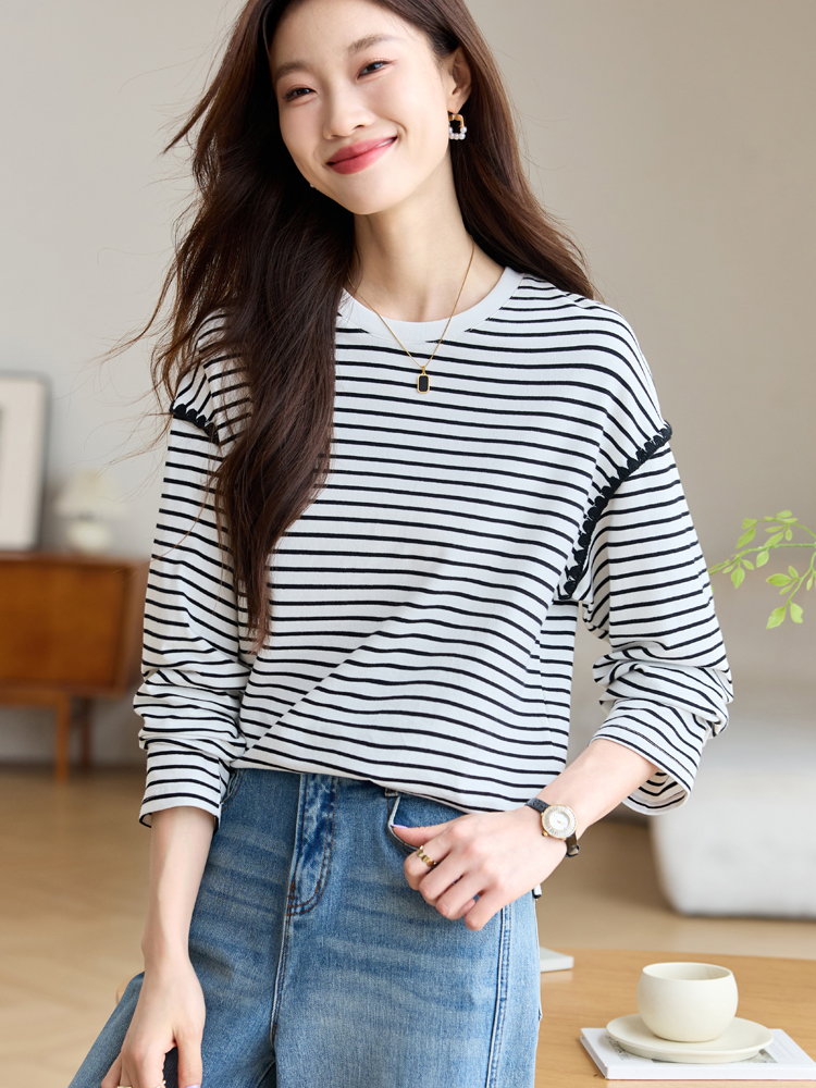 Round neck unique long sleeve mixed colors T-shirt for women