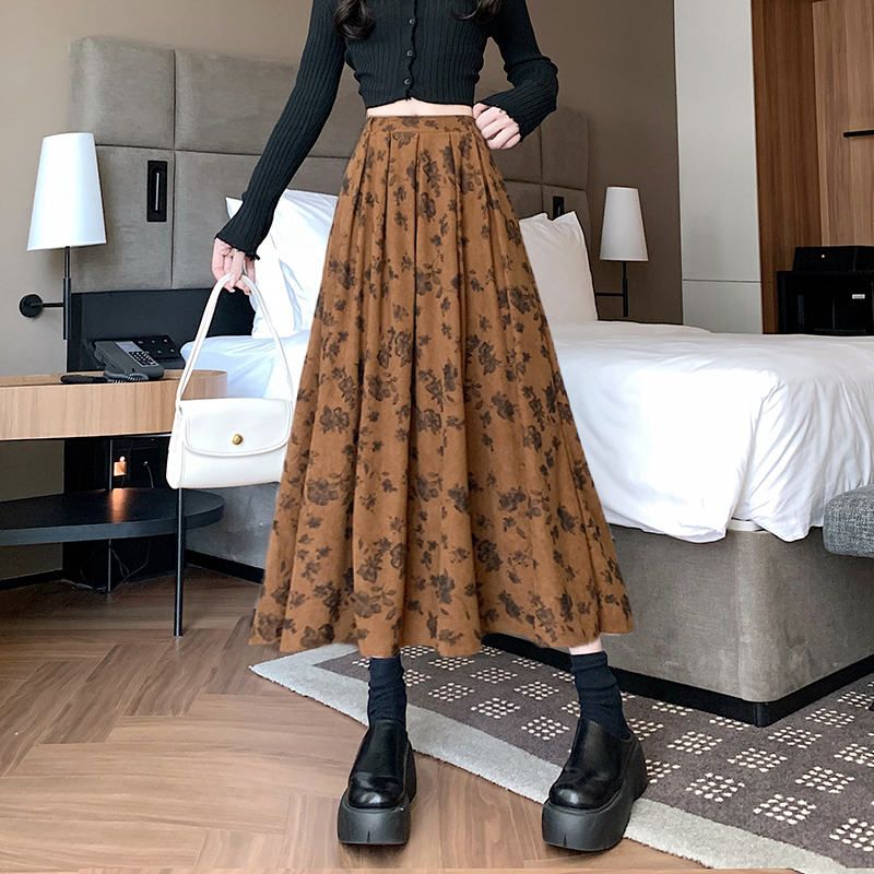 Velvet pleated long skirt high waist corduroy skirt