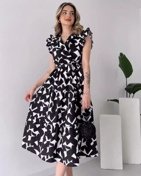 Slim European style elegant dress V-neck temperament long dress