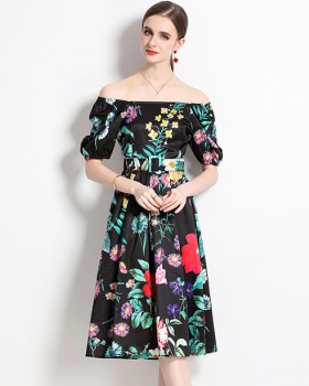 Flat shoulder summer dress lantern sleeve lady long dress