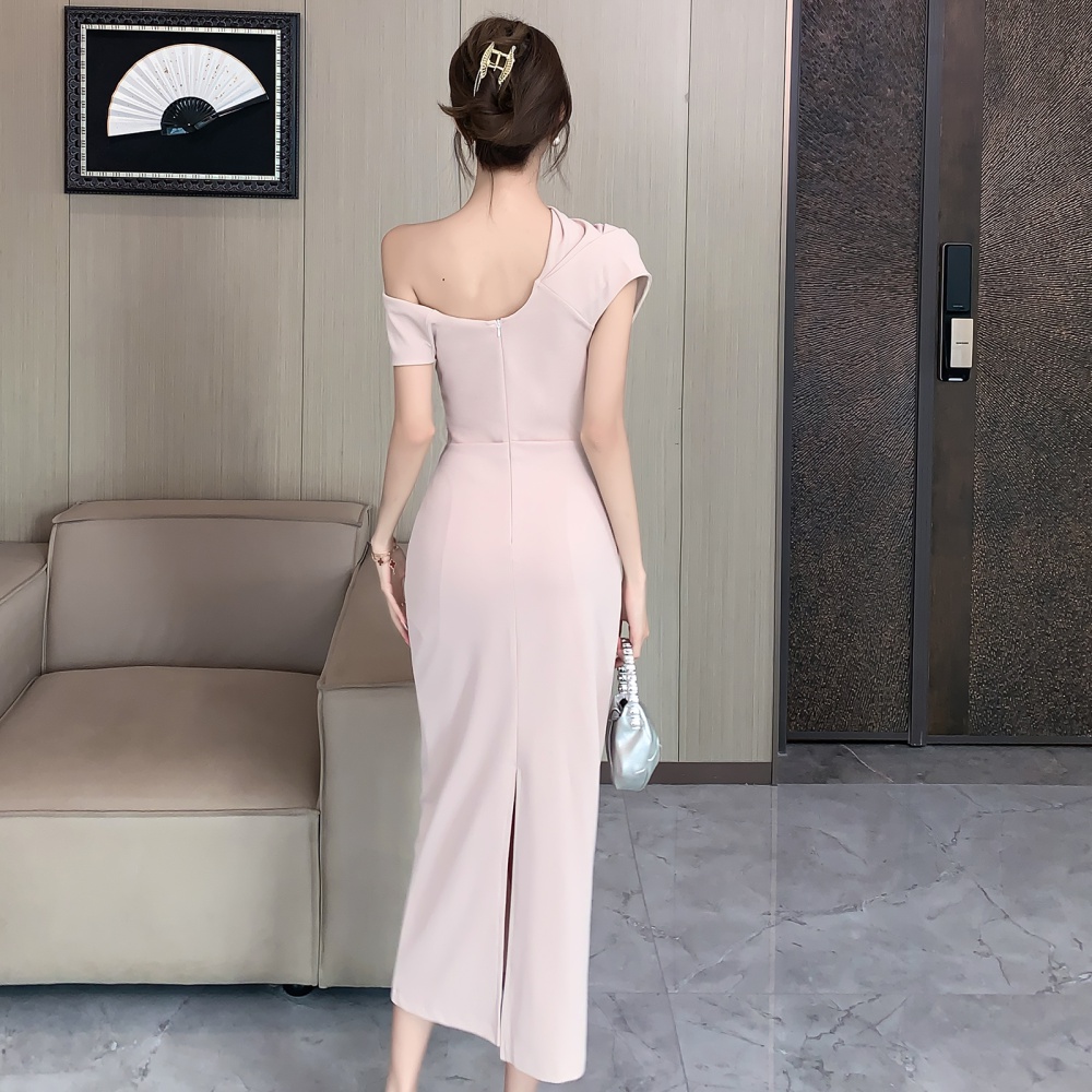 Sloping shoulder dress long formal dress