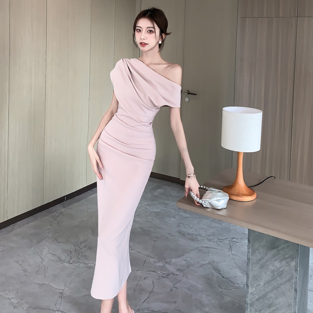 Sloping shoulder dress long formal dress