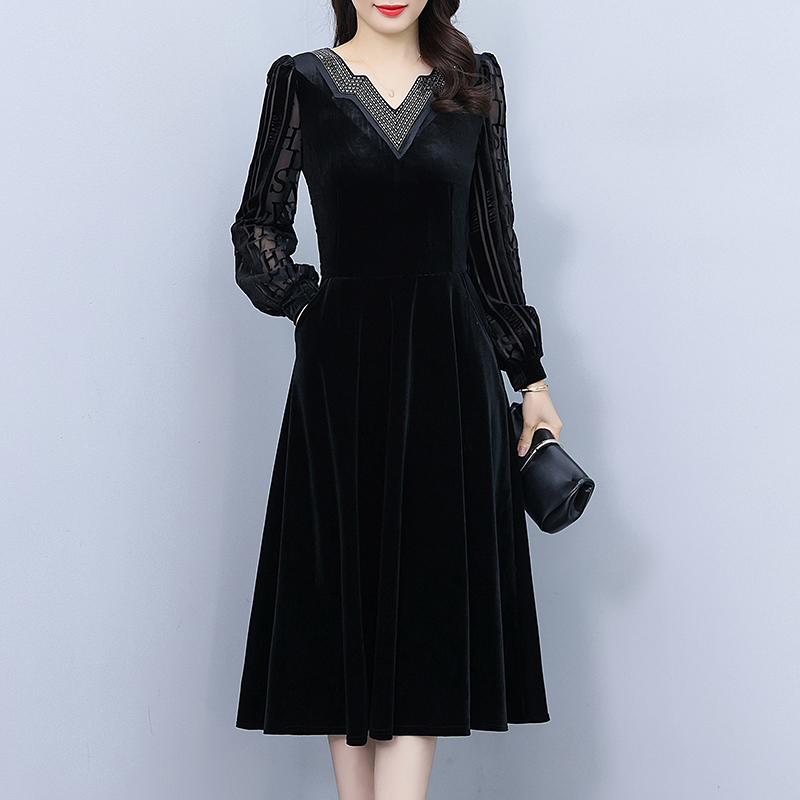 Golden velvet rhinestone autumn long fat long sleeve dress