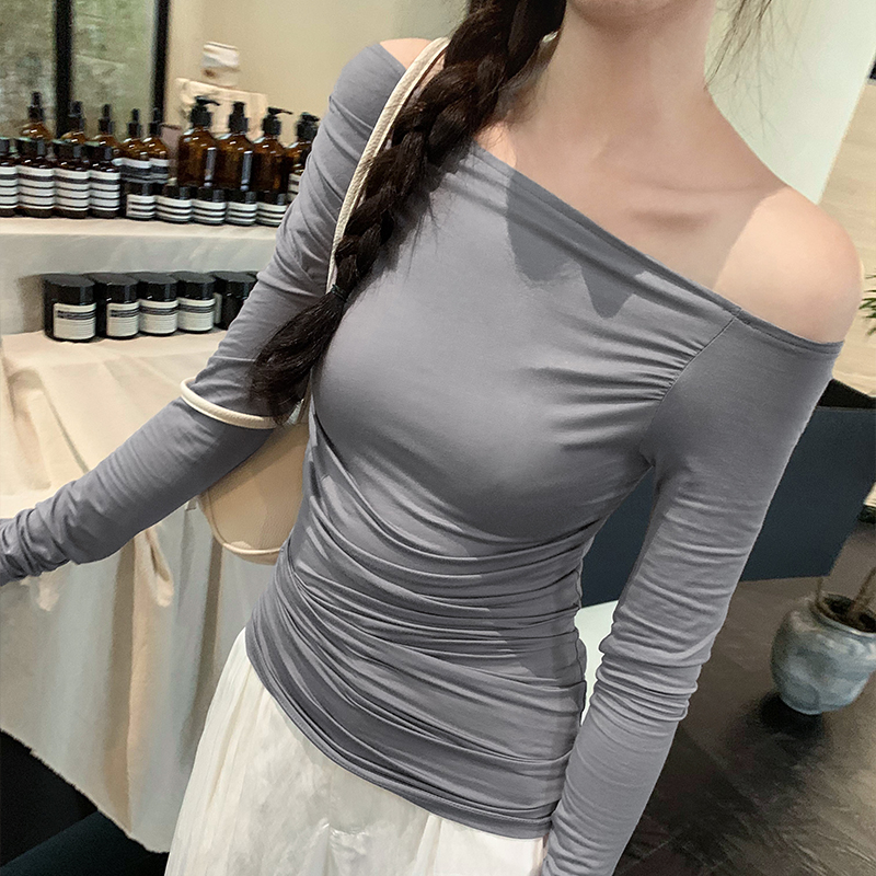 Flat shoulder tops long sleeve bottoming shirt for women