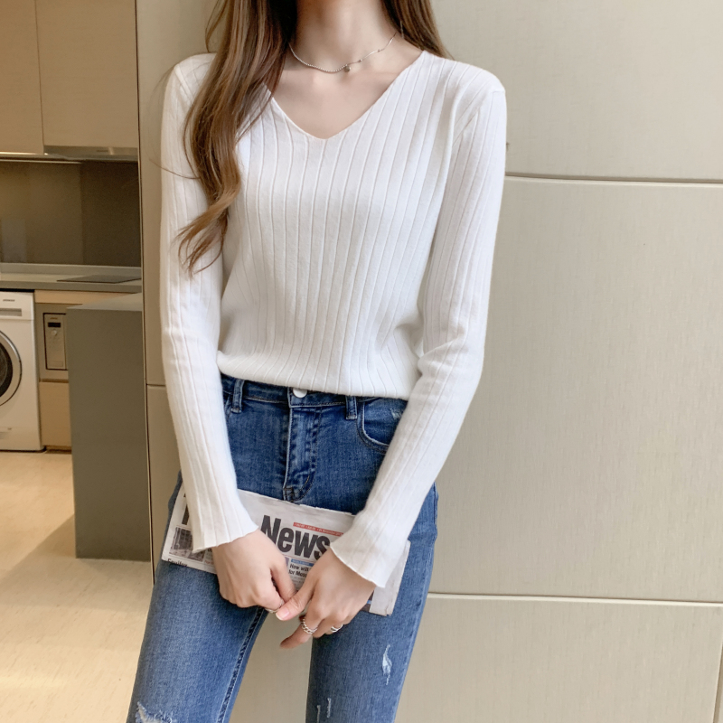 Autumn and winter pit stripe tops V-neck bottoming shirt