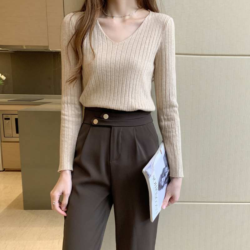 Autumn and winter pit stripe tops V-neck bottoming shirt