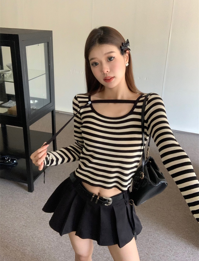 Slim stripe bottoming shirt bandage sweater