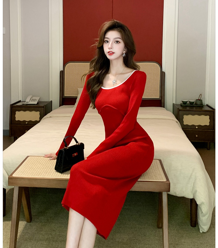 Knitted Hepburn style red slim retro square collar dress