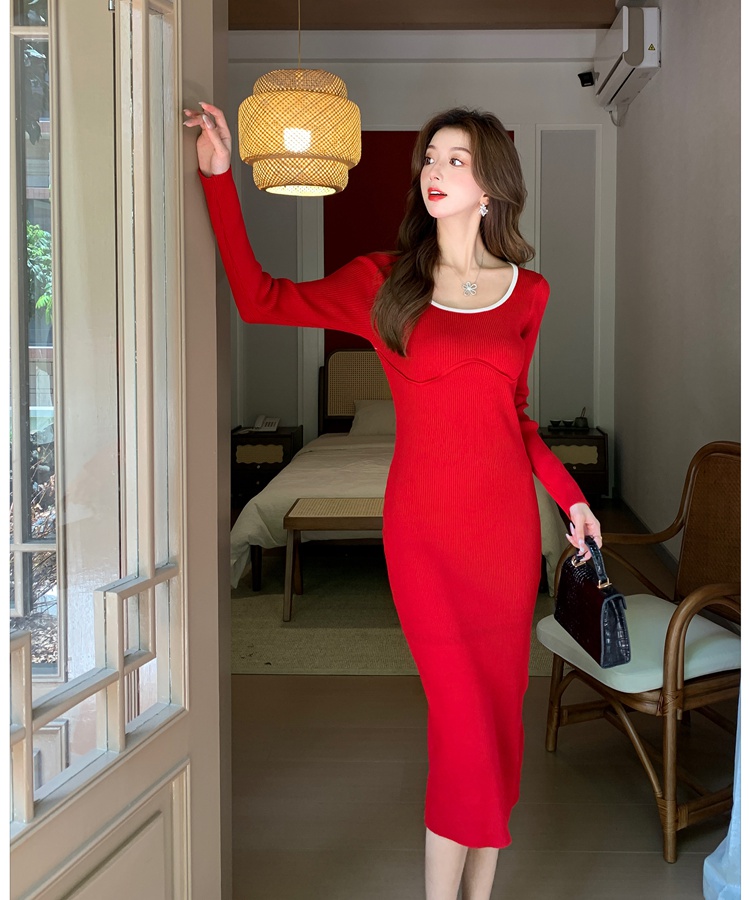 Knitted Hepburn style red slim retro square collar dress